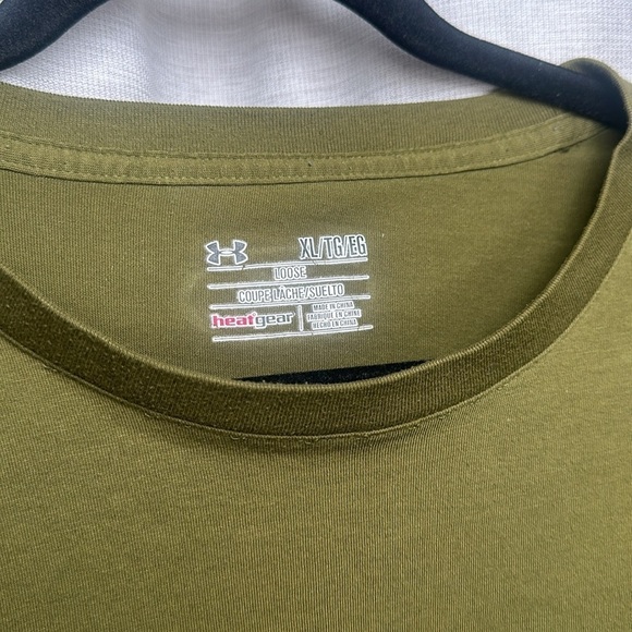 UNDER ARMOUR TEE SIZE(XL) - Picture 4 of 6